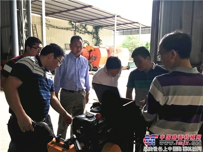 深耕細分領域:閩科舉辦公路垃圾處理回收利用設備觀摩會-閩科-工程機械動態(tài)-中國路面機械網(wǎng)
