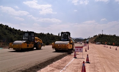 粵贛新通道最新進(jìn)展:龍尋高速進(jìn)入路面施工階段